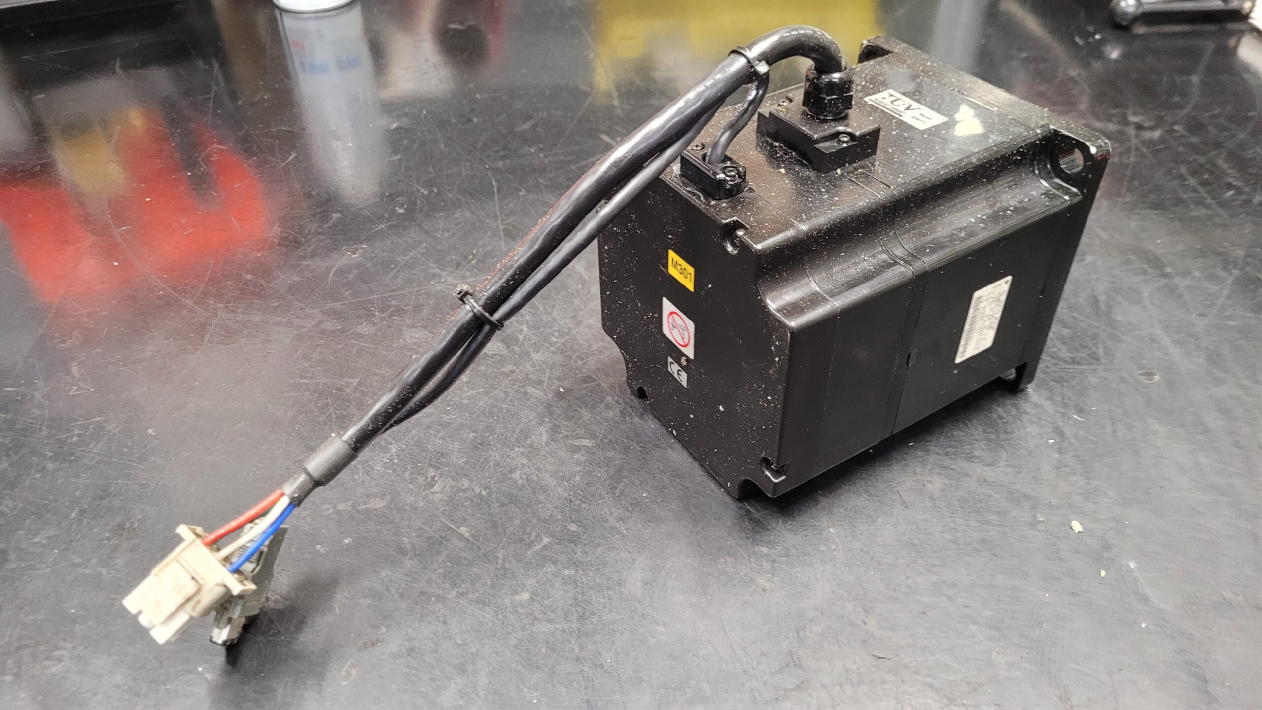 Yaskawa AC Servo Motor SGMPH-15A1A6D vor der Reparatur 2