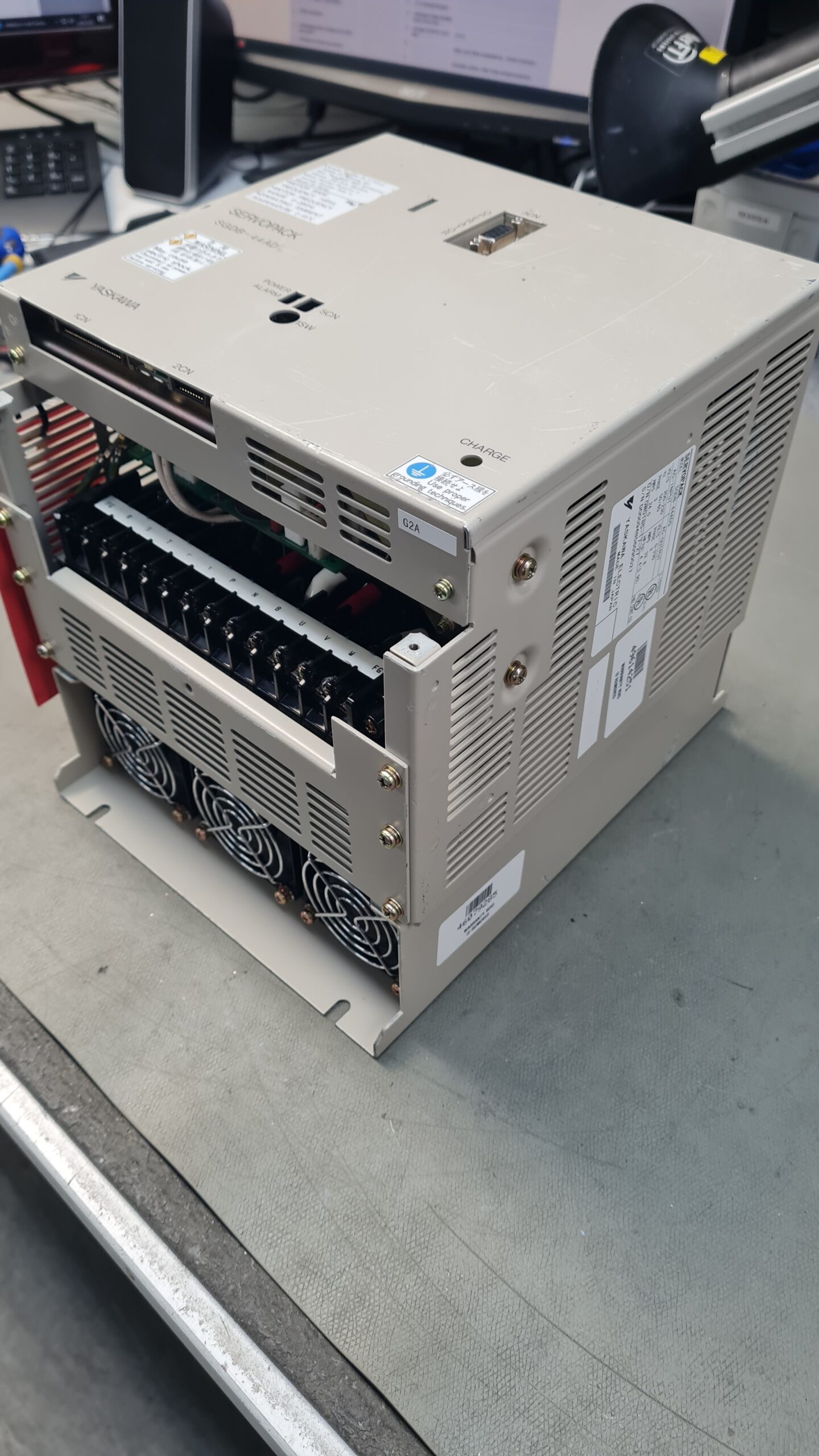 Yaskawa SGDB-44ADG AC Servopack nach der Reparatur 2