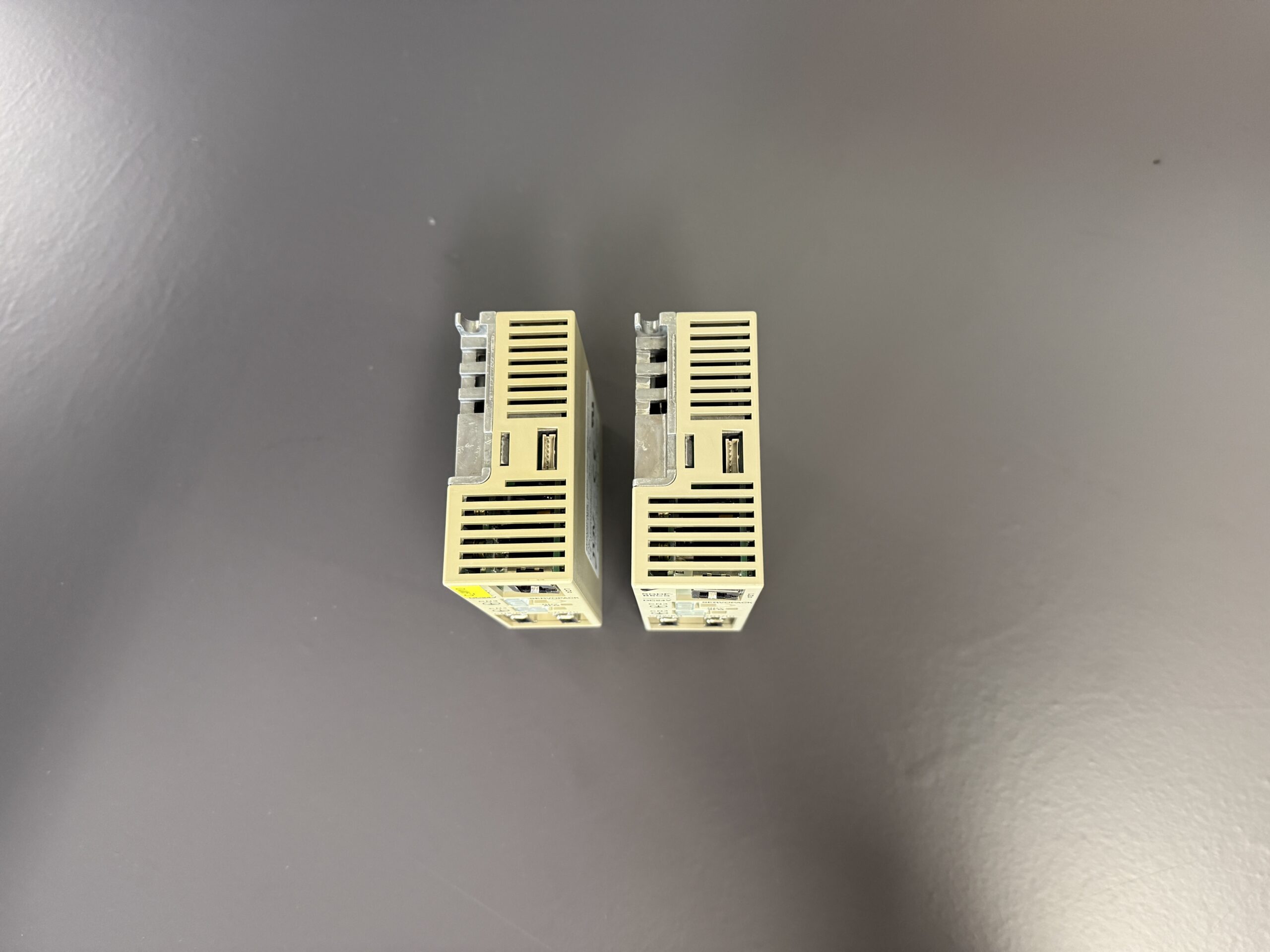 Yaskawa Servopack SGDF-B5CS Ansicht 1