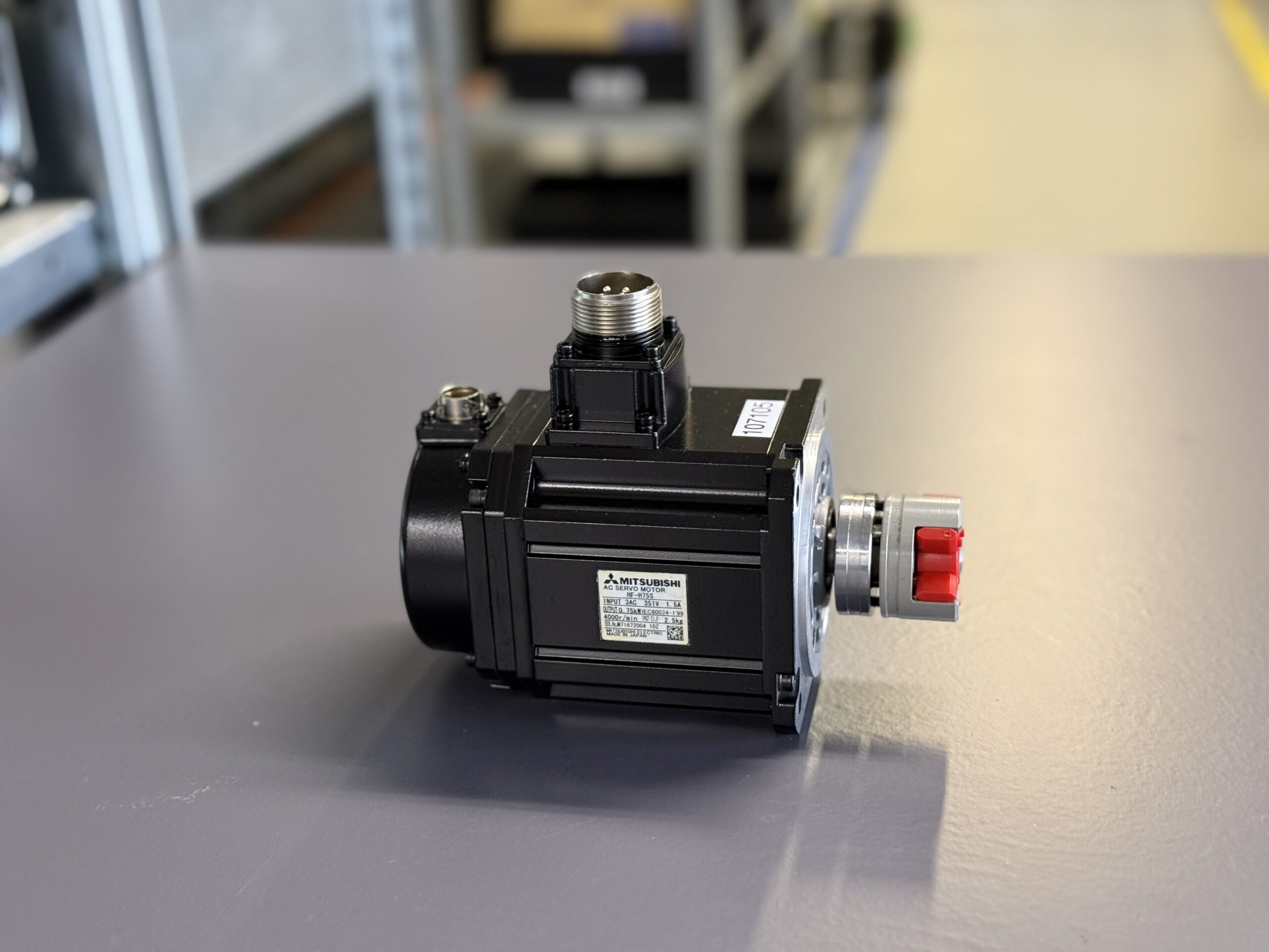 Mitsubishi AC Servo Motor HF-H75S Seite 1