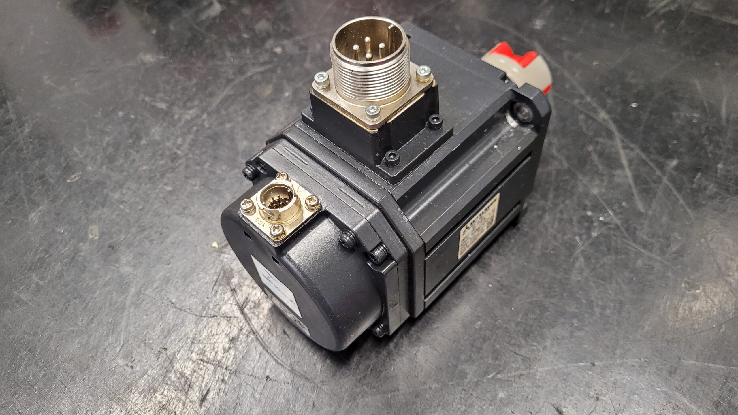 Mitsubishi AC Servo Motor HF-H75S vor Reparatur 1
