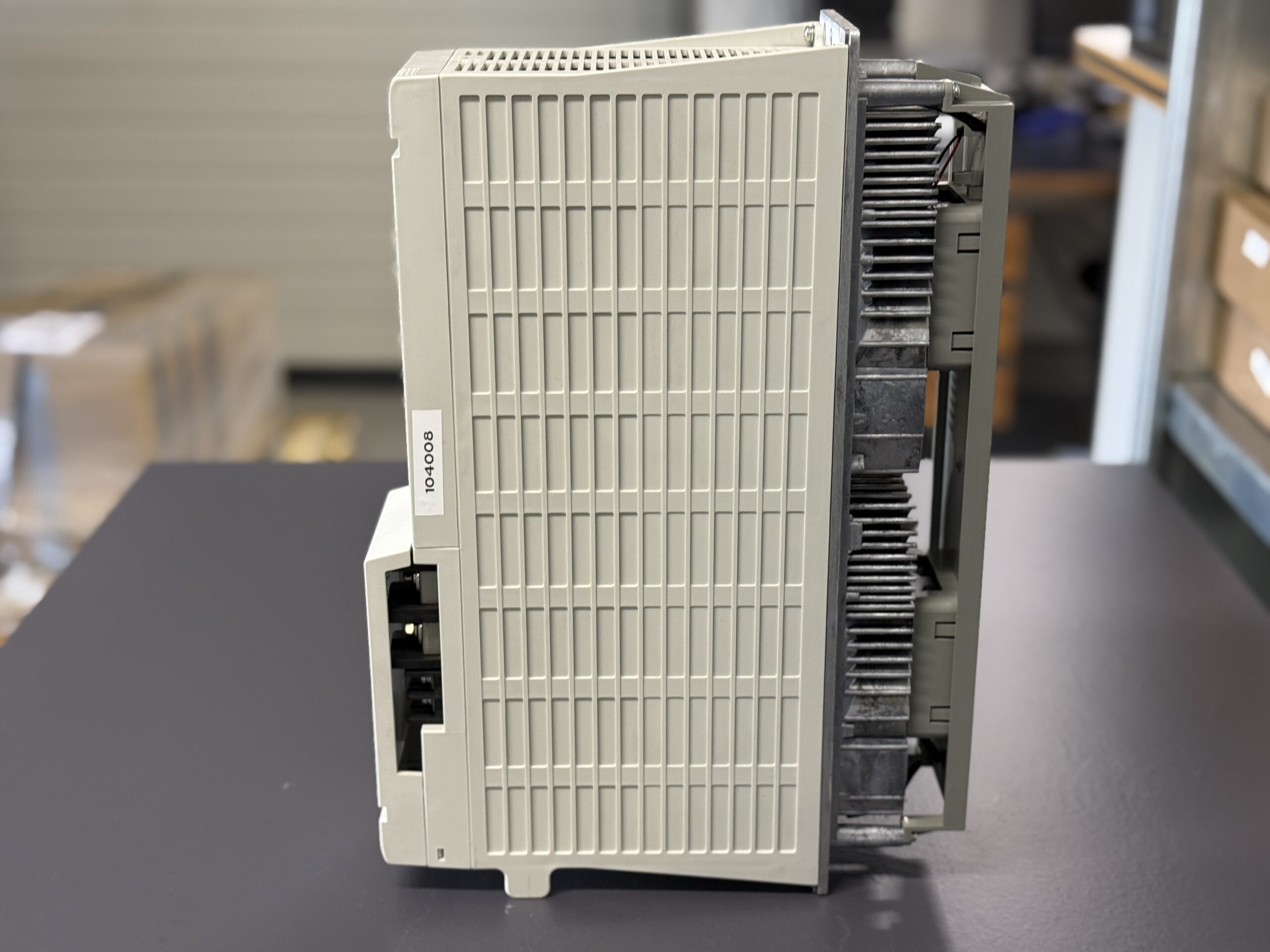 Mitsubishi MDS-C1-SPHX-55 Spindle Drive Unit Seite 2