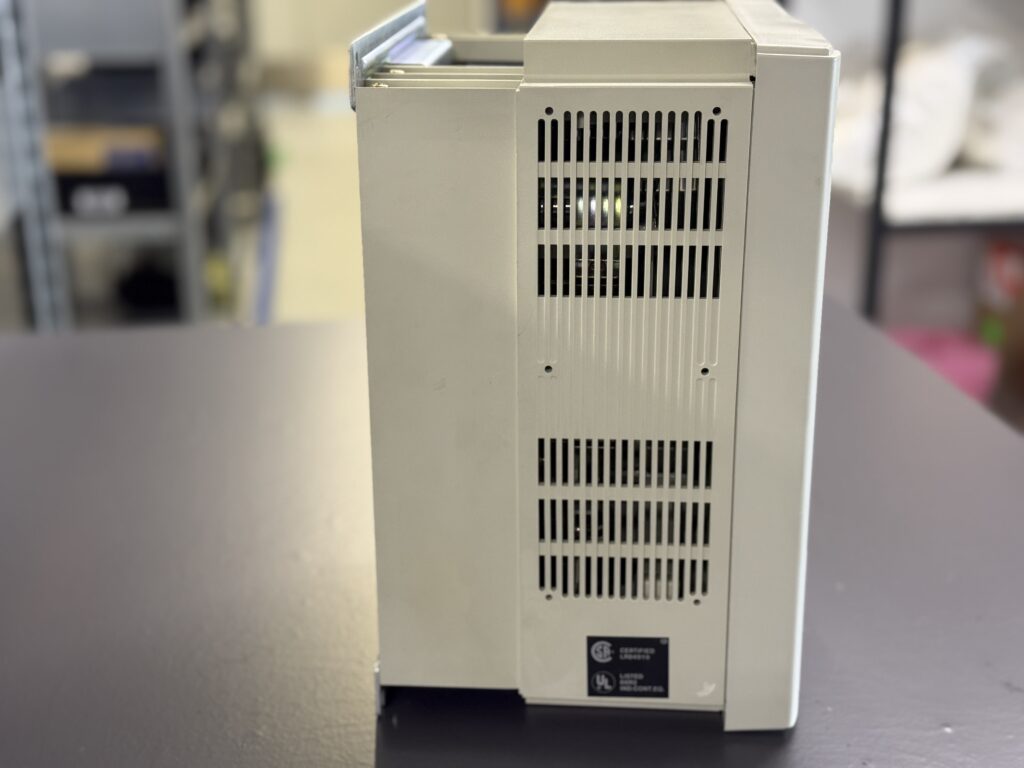 Mitsubishi FR-A220E-5.5K-UL Inverter Seite 1