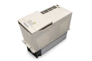 Mitsubishi MDS-A-SP-220 Spindel Drive Unit vor der Reparatur 21