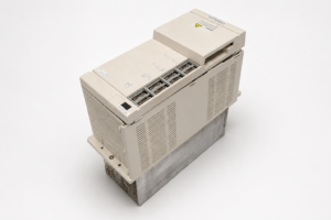 Mitsubishi MDS-A-SP-220 Spindel Drive Unit vor der Reparatur 22