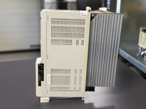 Mitsubishi MDS-B-V14-35 Servo Drive Unit Seite 1