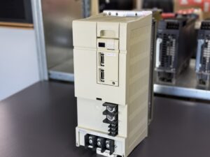 Mitsubishi MDS-C1-CV-300 Power Supply Unit Seite 1