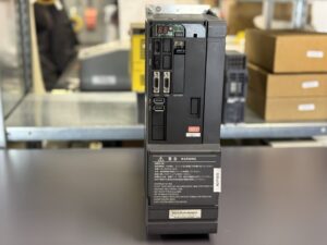 Mitsubishi MDS-DH-SP-100 Spindle Drive Unit Frontansicht