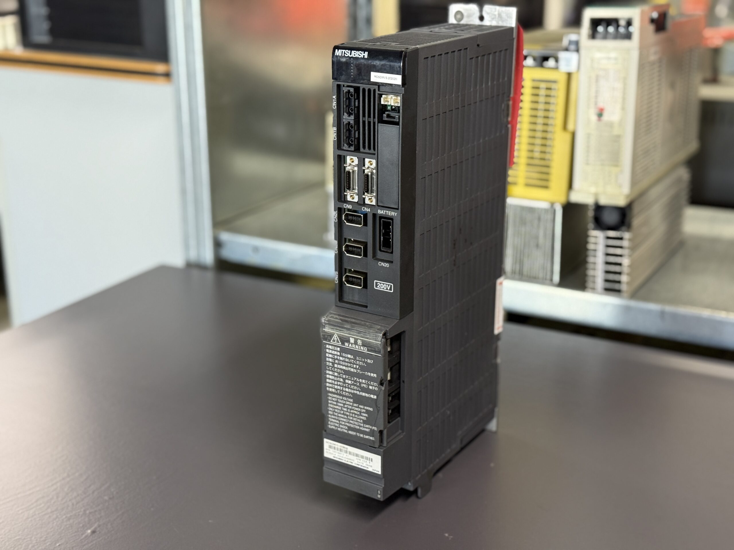 Mitsubishi MDSDMV3-202020 rem MDS-DM-V3-202020 Servo Drive Unit Seite 2