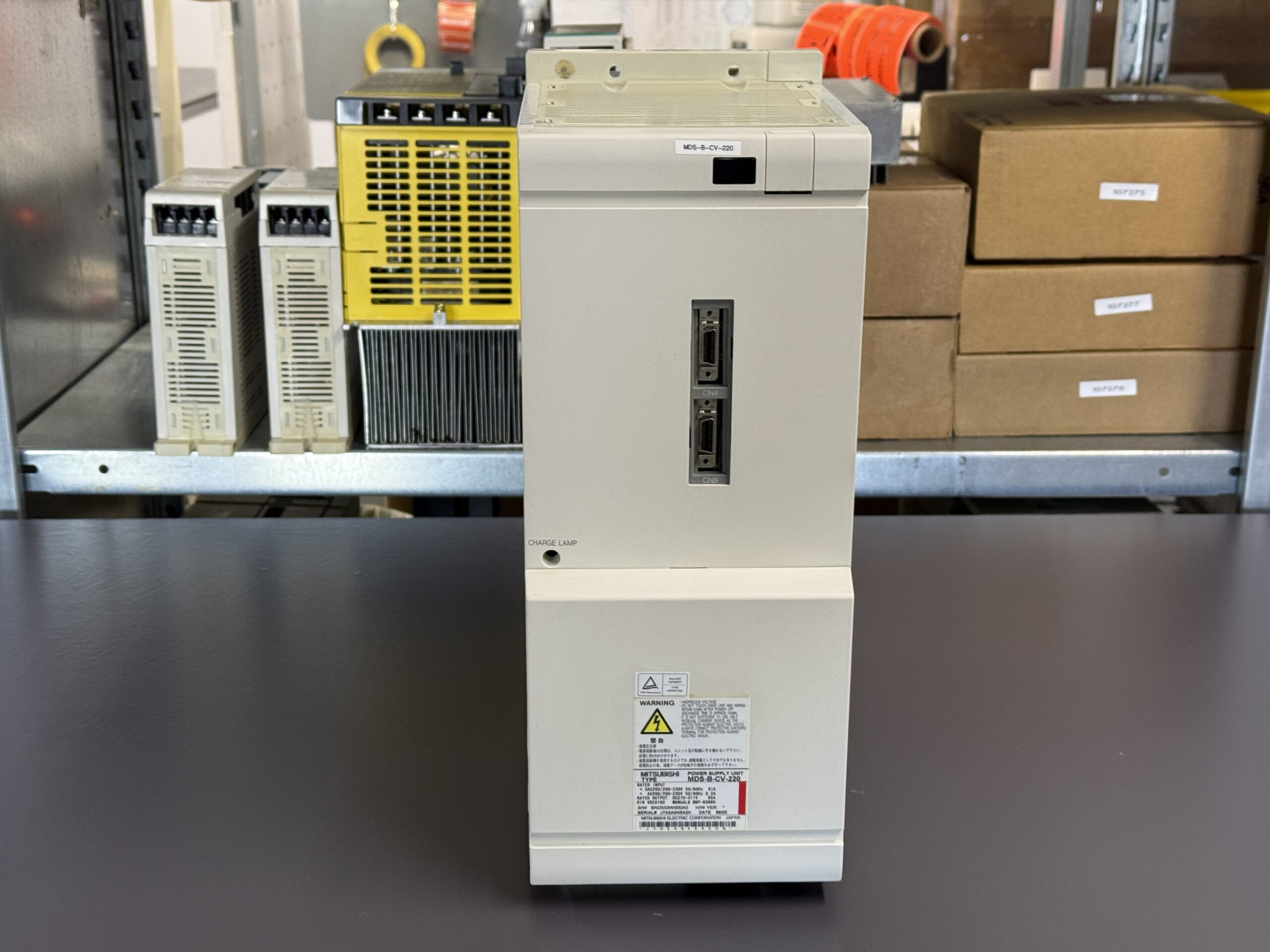 Mitsubishi Power Supply Unit MDS-B-CV-220 Frontansicht