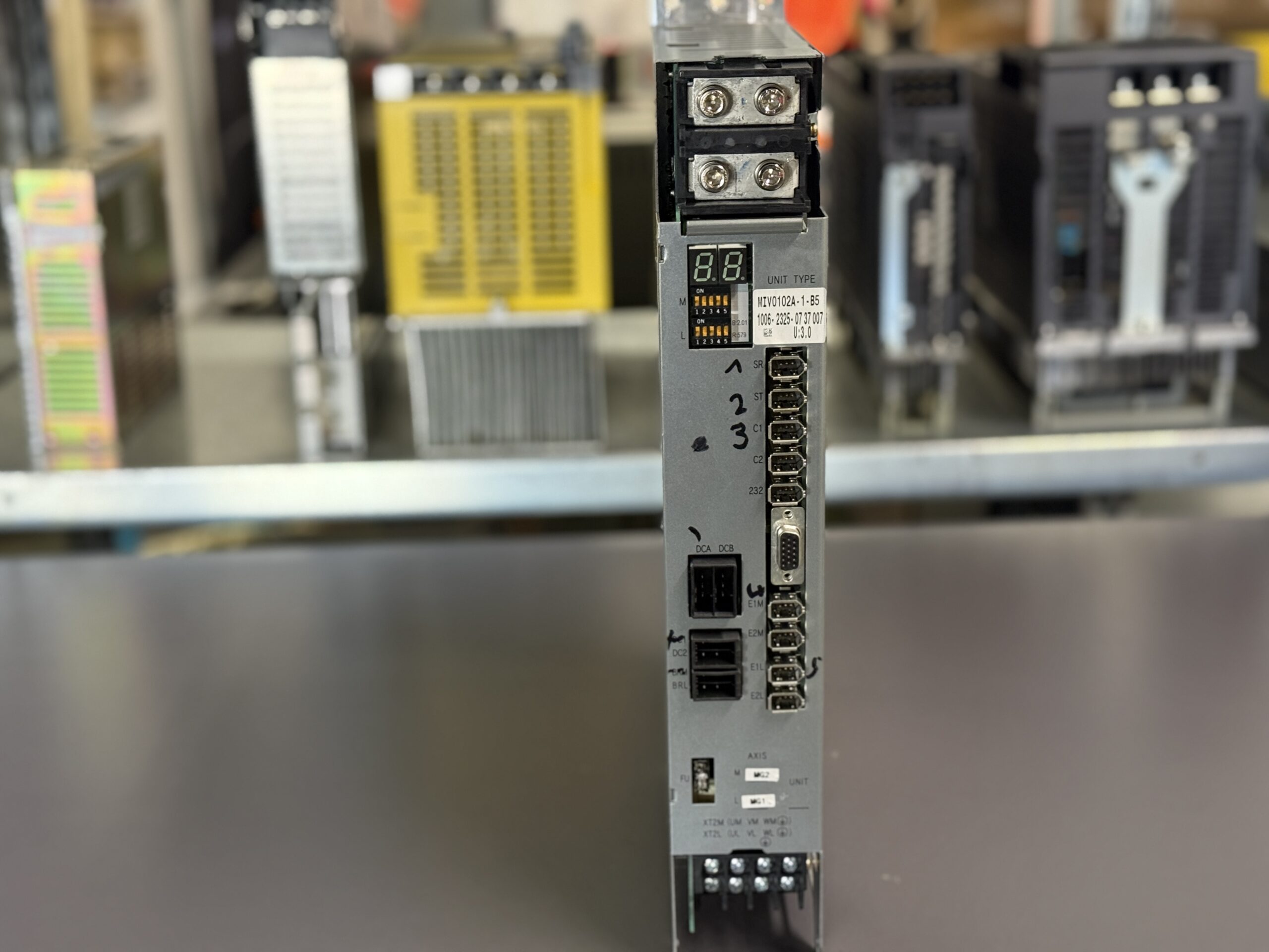 Okuma MIV0102A-1-B5 servo Drive Unit Front