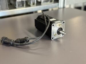 Yaskawa SGMAH-08A1A-SE31 AC Servo Motor Hauptbild