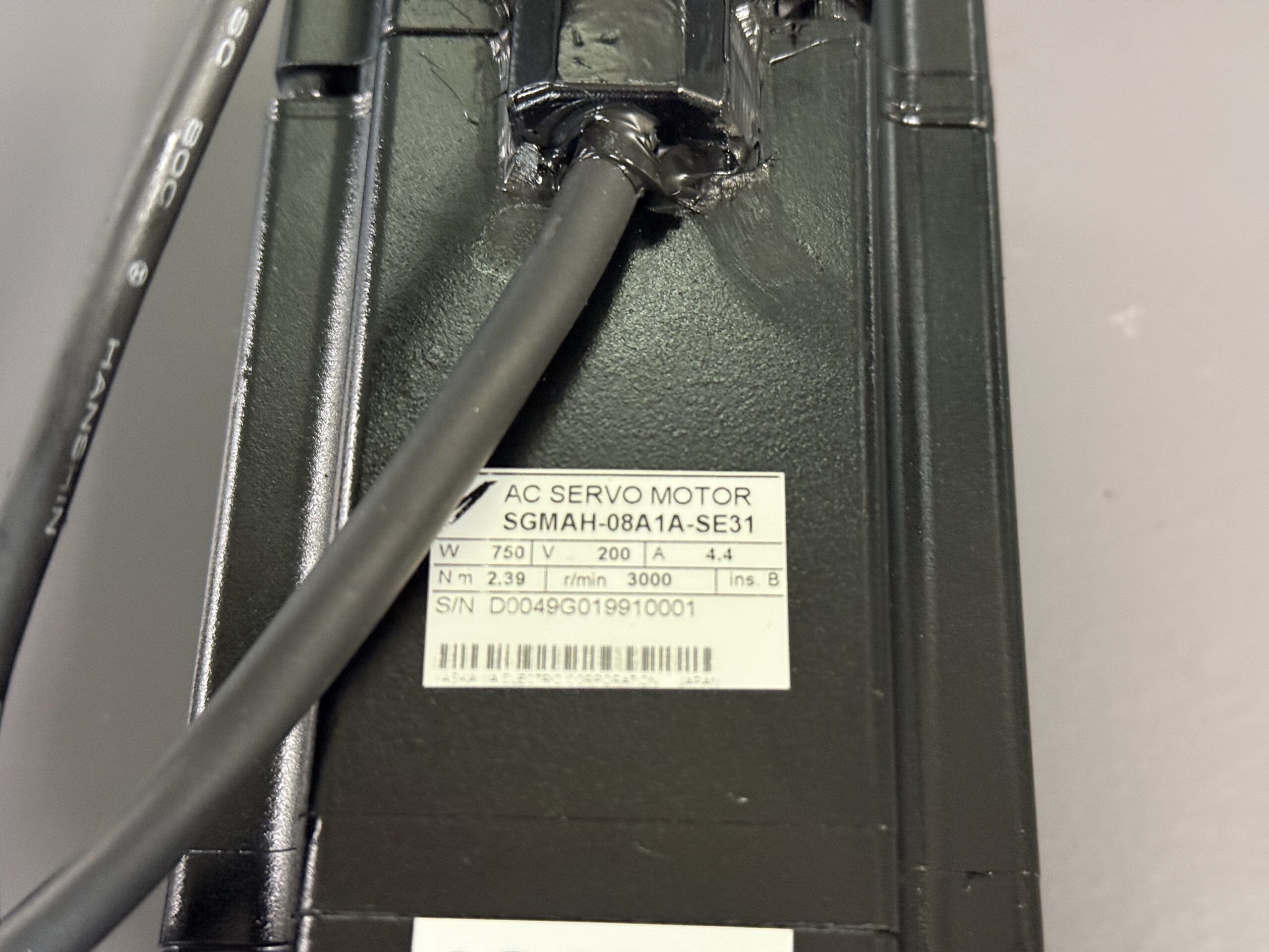 Yaskawa SGMAH-08A1A-SE31 AC Servo Motor Typenschild