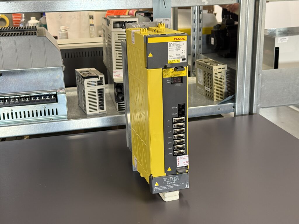 Fanuc A06B-6154-H011-590 Spindle Drive Unit Hauptbild
