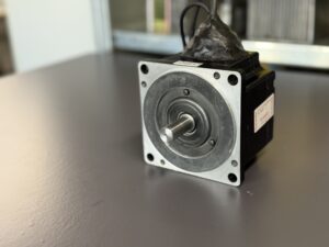 Yaskawa SGMPH-08AAA-SE41 AC Servo Motor Ansicht 1