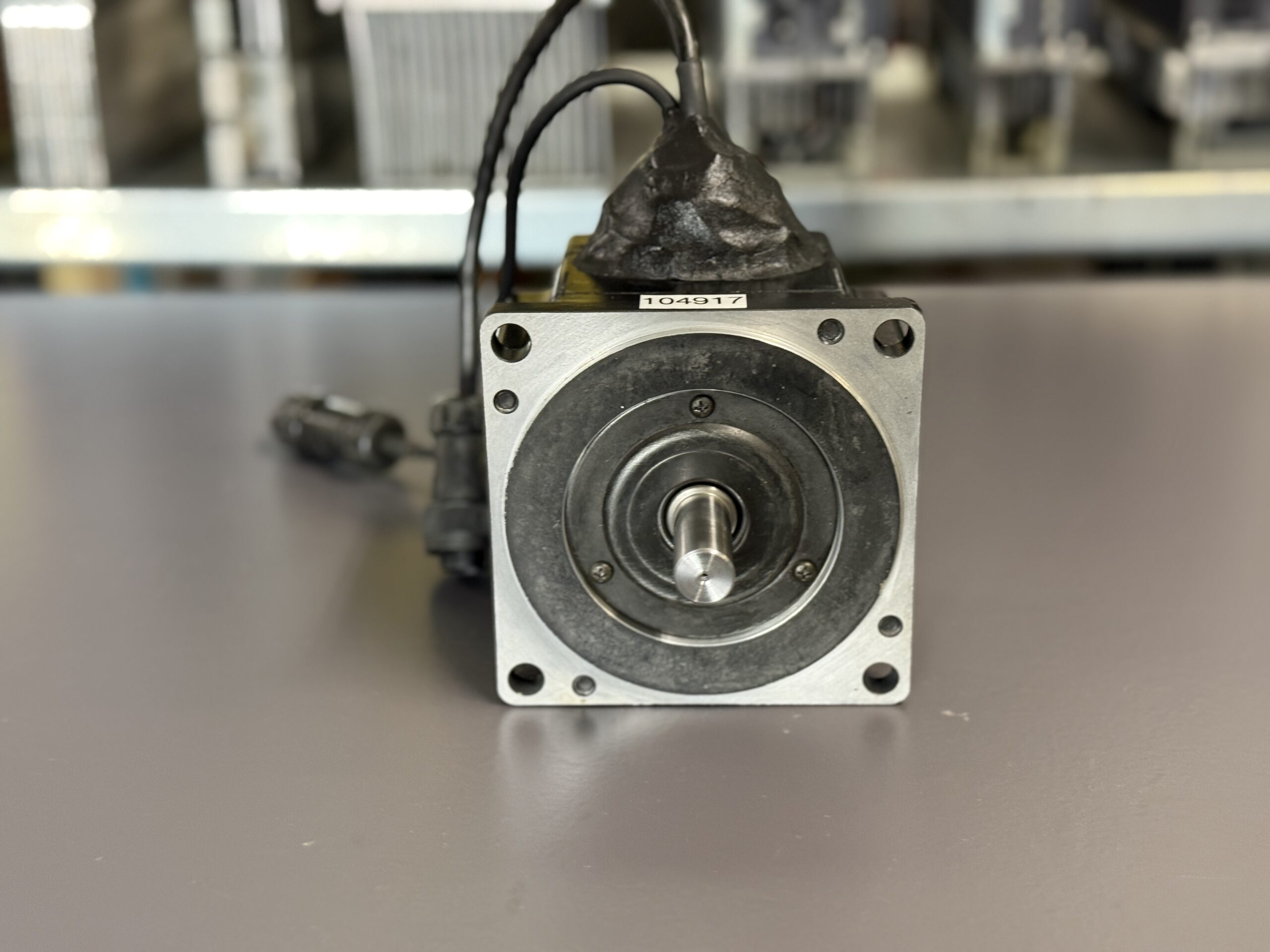 Yaskawa SGMPH-08AAA-SE41 AC Servo Motor Ansicht front