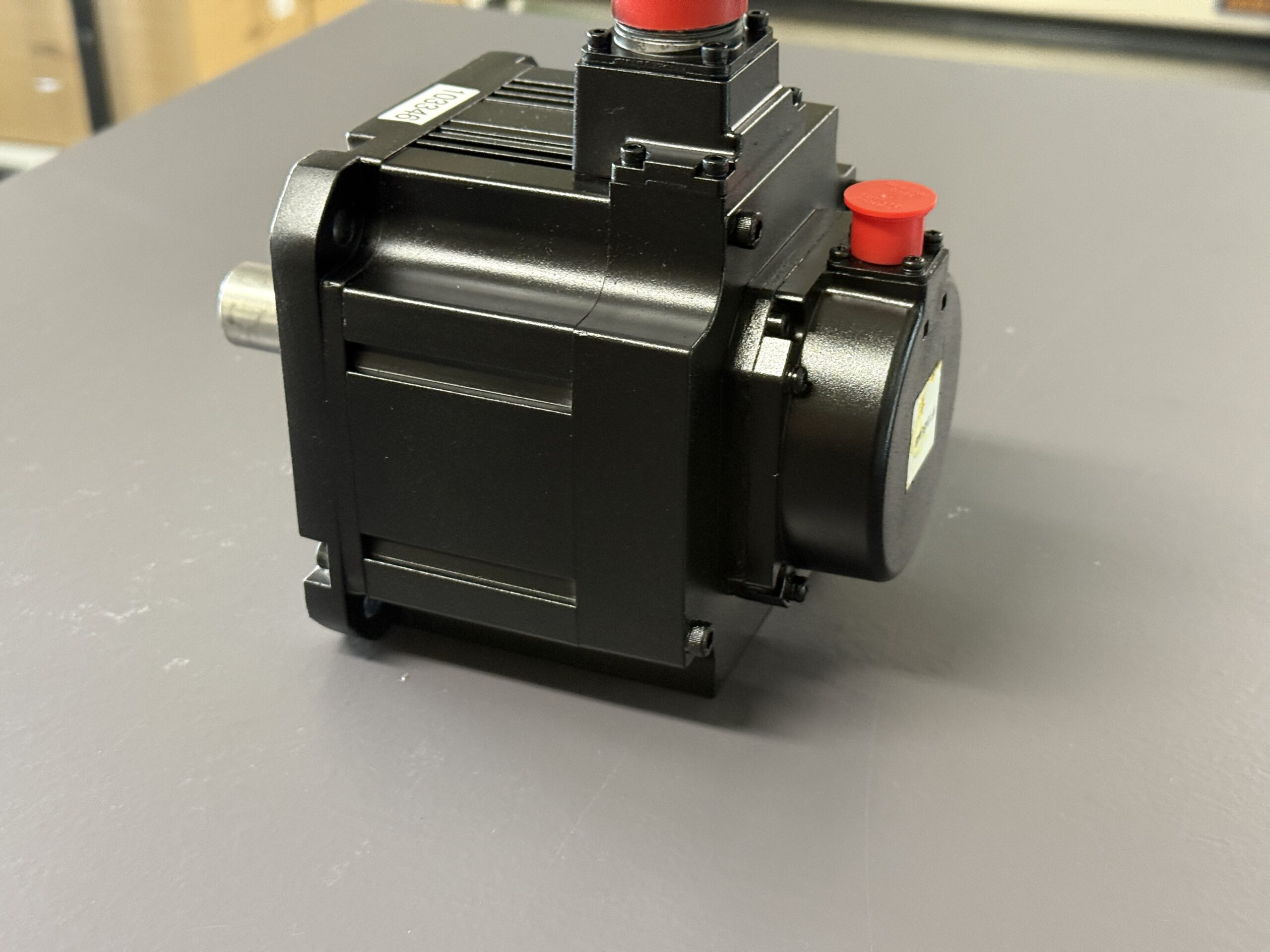 Mitsubishi AC Servo Motor HF104S Seite 2