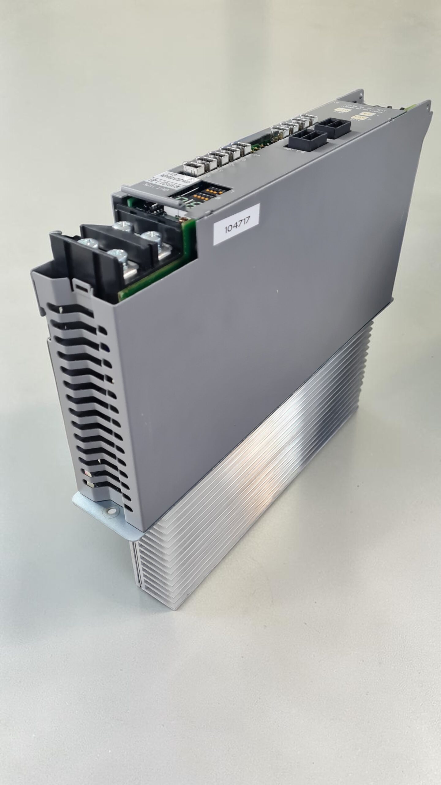 Okuma MIV0102-1-B1 Servo Drive Unit nach der Reparatur 1