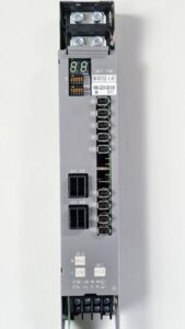 Okuma MIV0102-1-B1 Servo Drive Unit nach der Reparatur 4