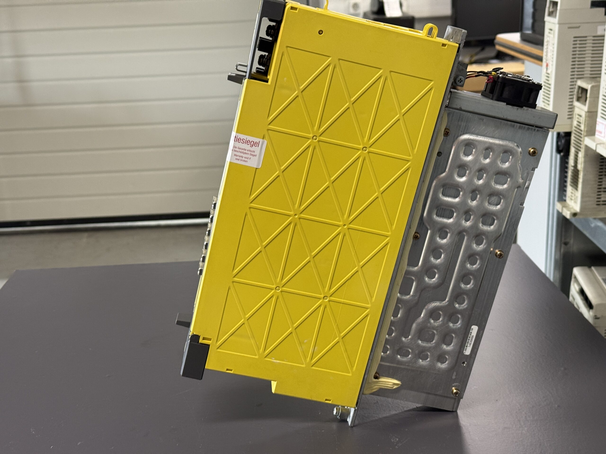 Fanuc A06B-6141-H006#H580 Servo Amplifier Seite 2