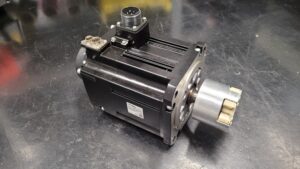 Mitsubishi AC Servo Motor HF154BT or HF154BT-A48 vor der Reparatur 1