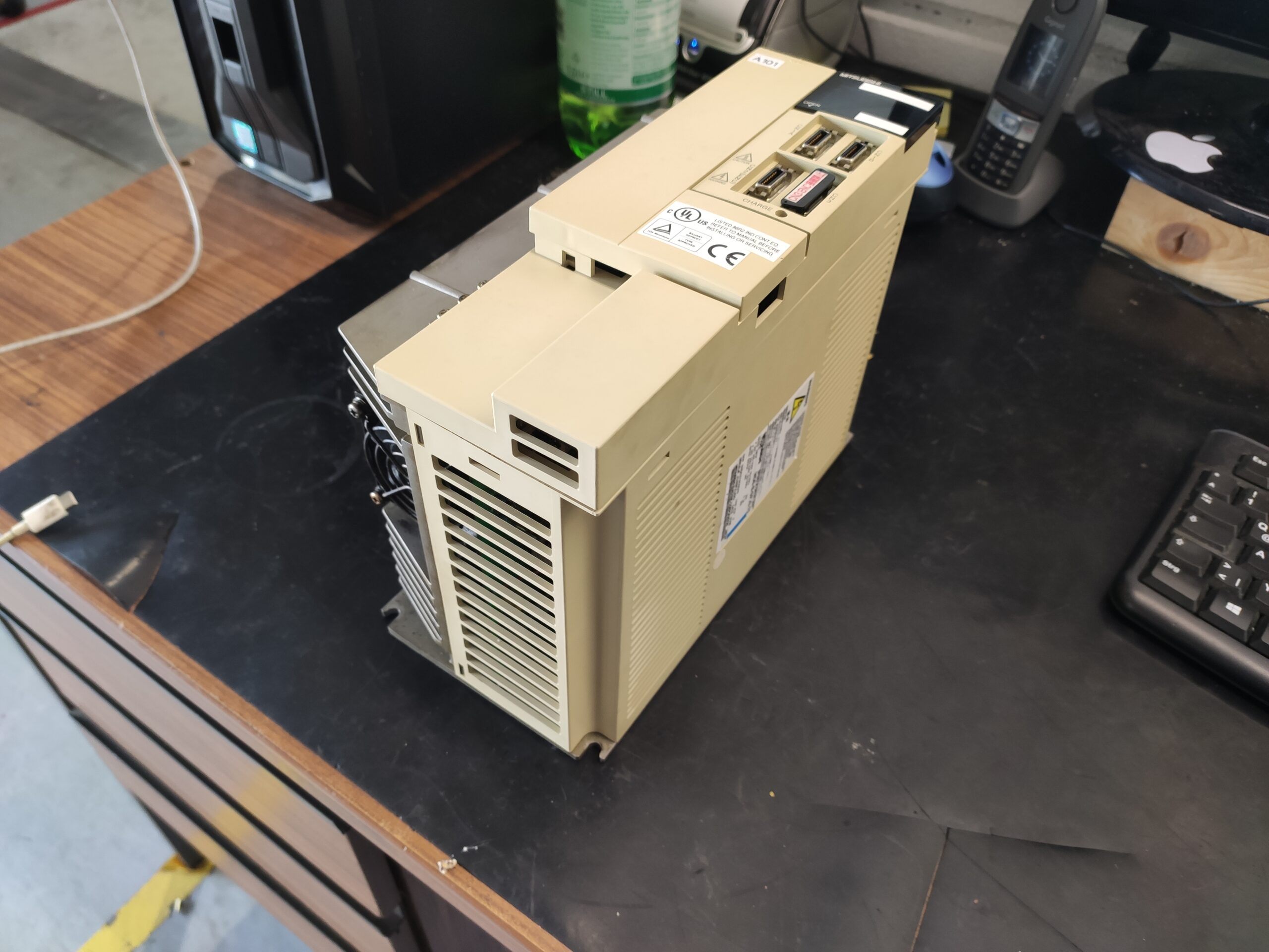 Mitsubishi MDS-B-SPJ2-75 Spindle Drive Unit vor der Reparatur 1
