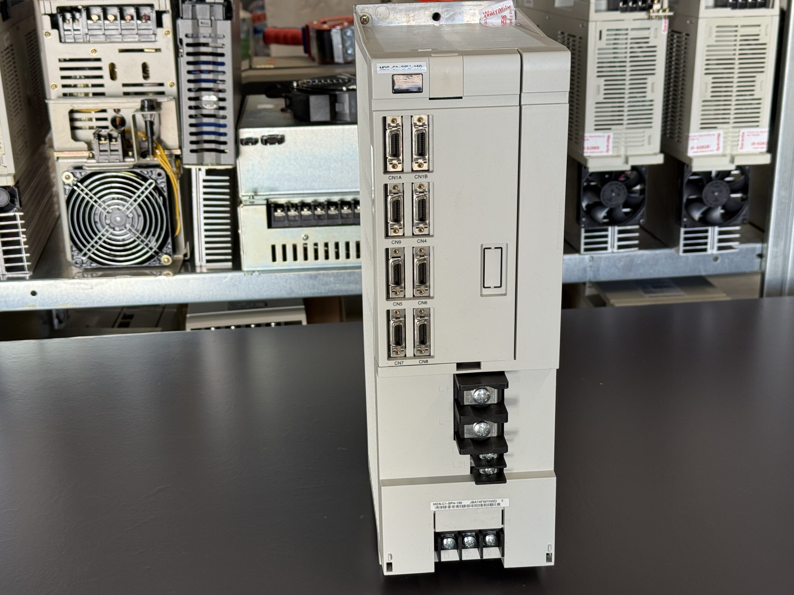Mitsubishi Spindle Unit MDS-C1-SPH-150 Frontansicht