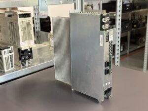 Okuma MIV03-1-B1 Servo Drive UnitSeite 2
