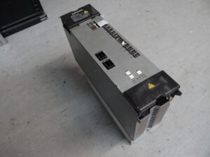 Okuma Servo Drive Unit MIV0404-1-B5 1006-2232 vor der Reparatur 1