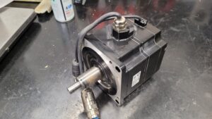 Yaskawa SGMEV-08DDA6C AC Servo Motor Eingang vor der Reparatur