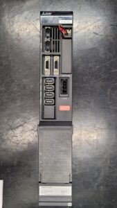 Mitsubishi MDS-DH-V2-4020 Foto vor der Reparatur 3