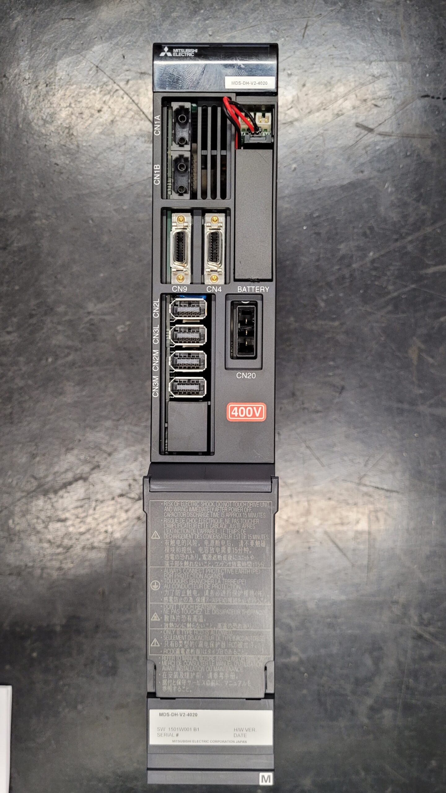 Mitsubishi MDS-DH-V2-4020 Foto vor der Reparatur 3