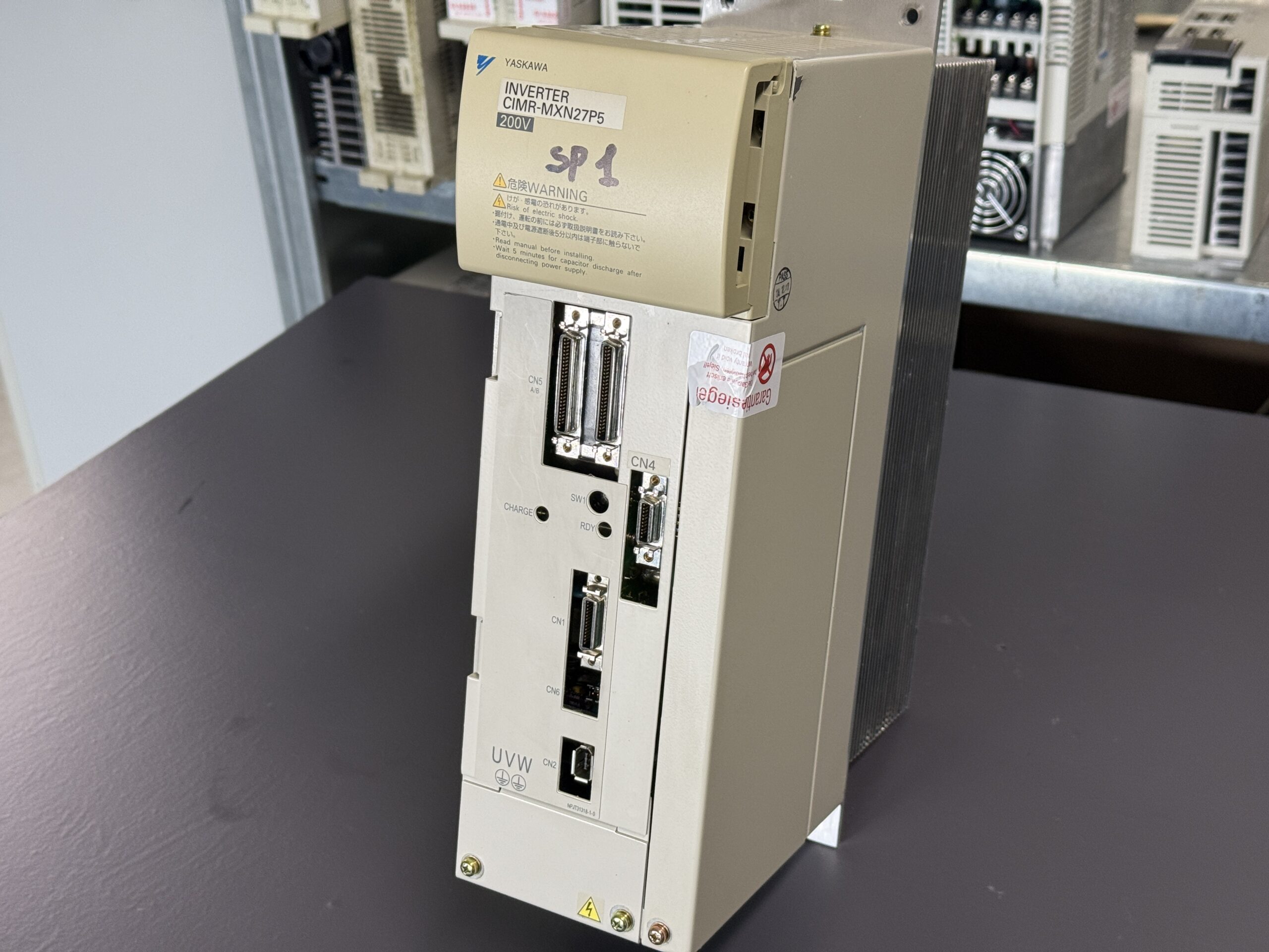 Yaskawa Inverter CIMR-MXN27P5 Seite 3