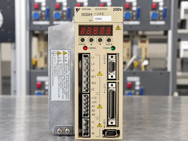 Yaskawa SGDH-10AE Ver. 35942 Servopack nach präventiver Überholung, Frontansicht
