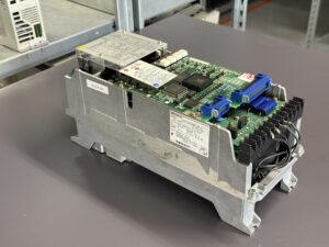 Yaskawa Servopack CACR-SR44BE12G-E Ansicht 2