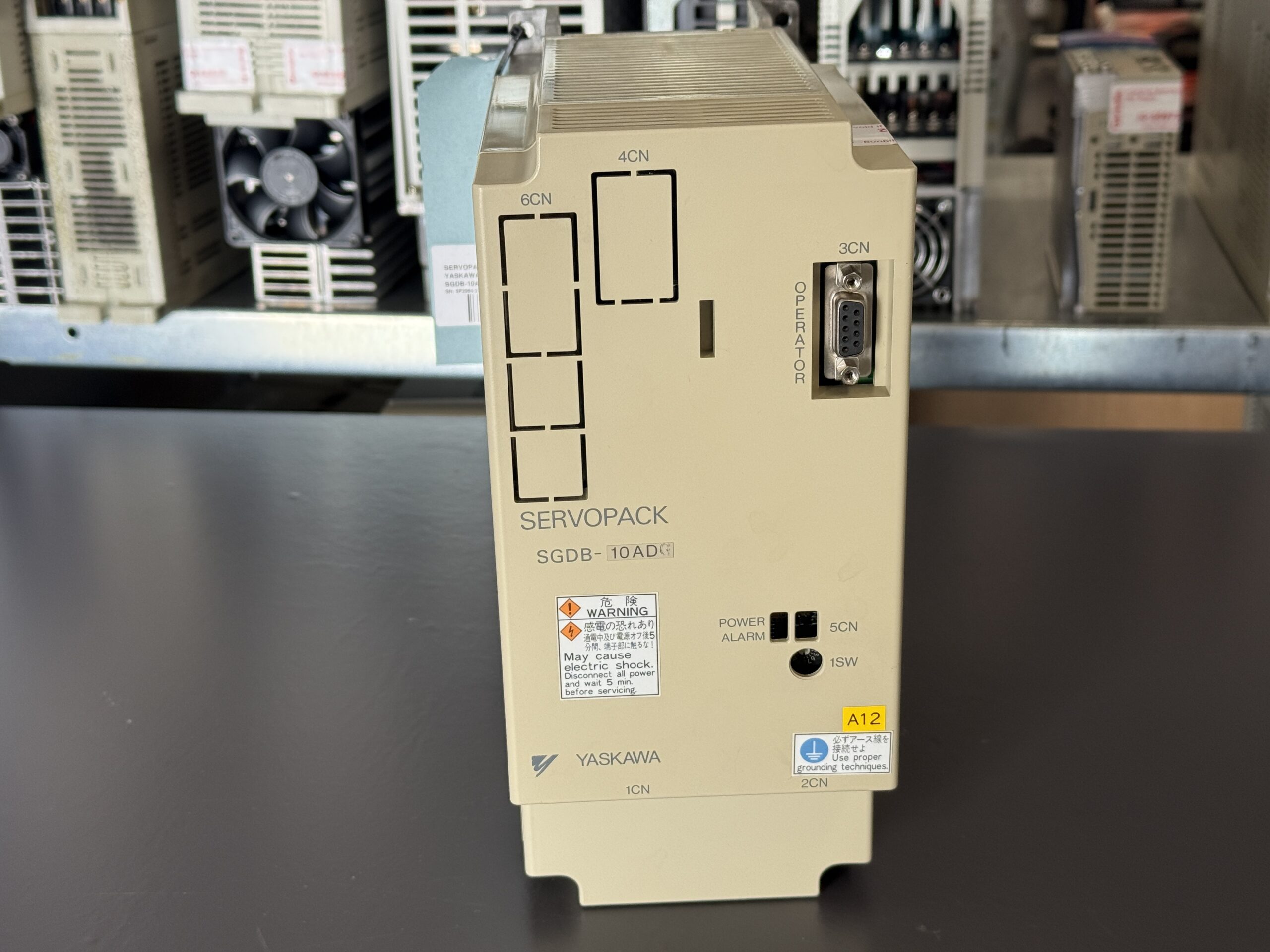Yaskawa Servopack SGDB-10ADG Frontansicht