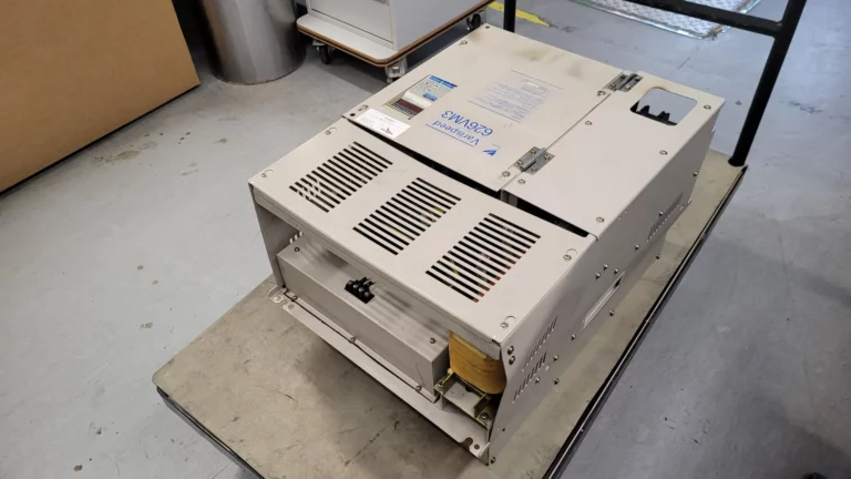 Yaskawa CIMR-VMW2022 Varispeed 626VM3: Vor der Reparatur, Ansicht 2