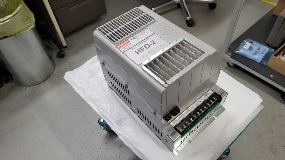 Haas HFD-2 20HP 32-5559E: Vor der Reparatur · Ansicht 1