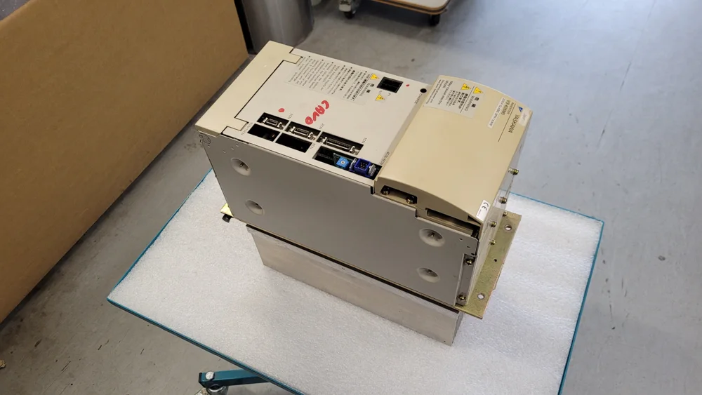 Yaskawa CIMR-M5S2015 SPEC 20155E – Vorher-2