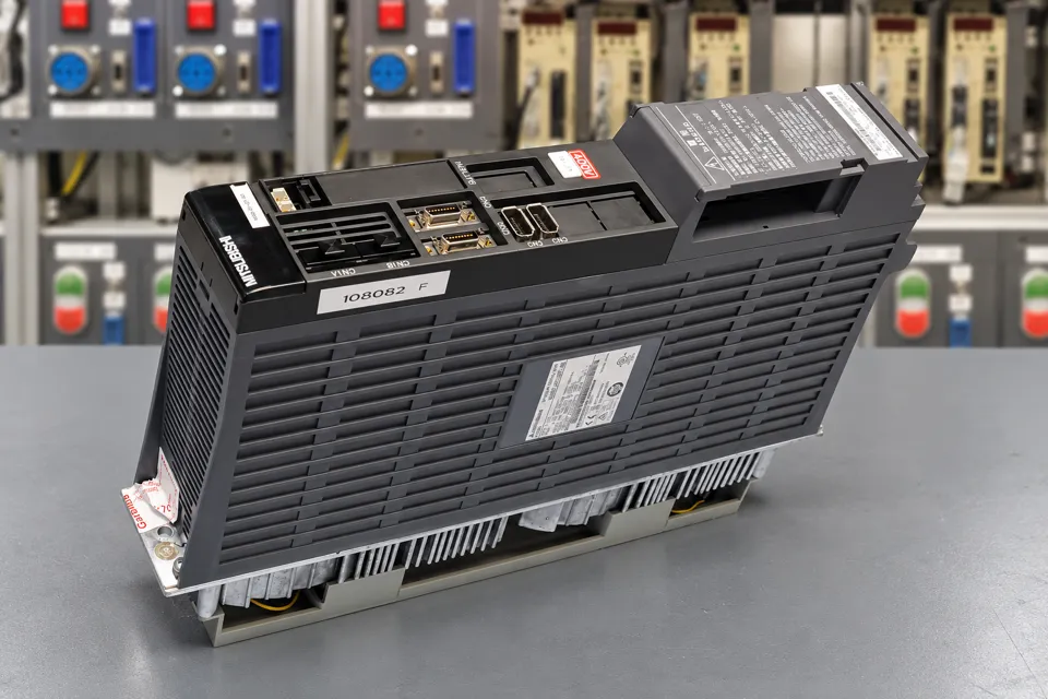 Mitsubishi MDS-DH-SP-40, Nach der Reparatur, Ansicht 2
