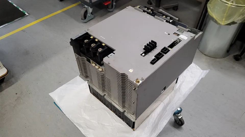 Okuma MPS60 1006-2204: Vor der Reparatur · Ansicht 1