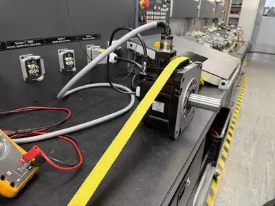 Mitsubishi HF-H204S AC Servo Motor 