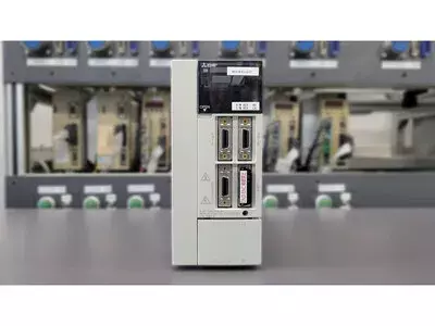 Mitsubishi MDS-B-SVJ2-07 Servo Drive Unit 