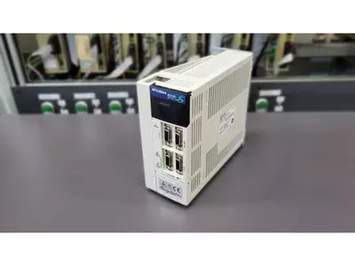 Mitsubishi MR-J2S-100B Servo Drive Unit 
