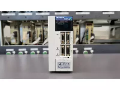 Mitsubishi MR-J2S-100B Servo Drive Unit 