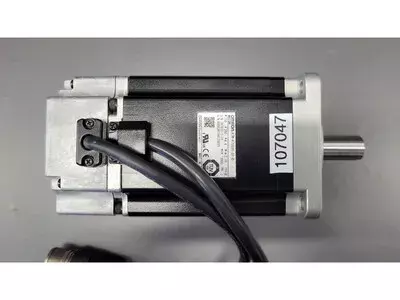 Omron R7M-A75030-S1-D or R7M-A75030-S1D AC Servo Motor