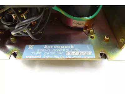 Yaskawa CACR-SR03SZ1SSY223 Servopack 