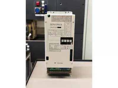 Yaskawa CACR-SR10BE12G-E Servopack 