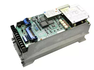 Yaskawa CACR-SR15BE12F-E Servopack