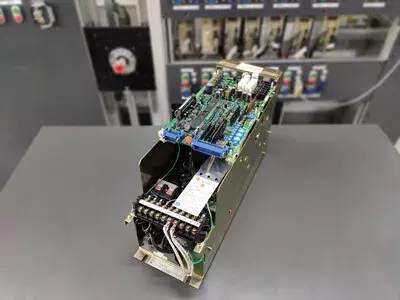 Yaskawa CACR-SR44BB1AM-V Servopack